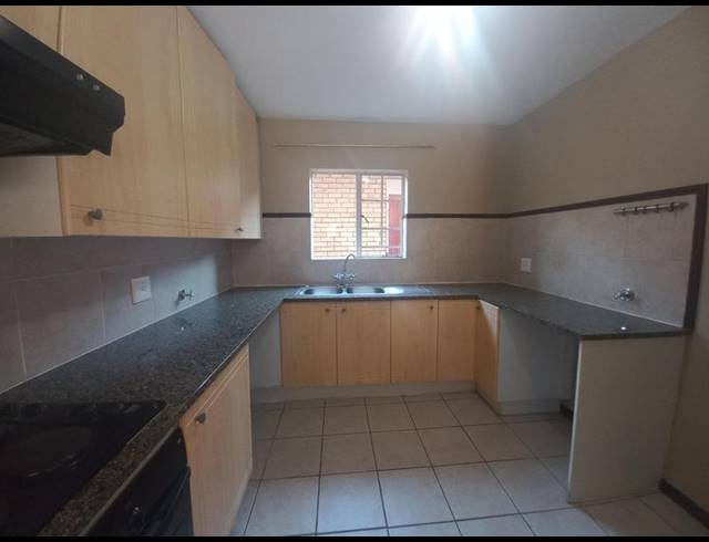 2 BEDROOM PROPERTY TO RENT IN STONERIDGE